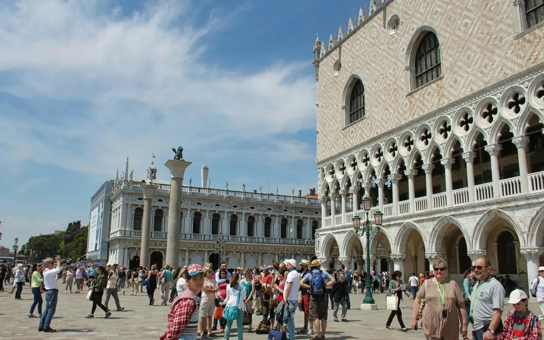 Doge's Palace Skip The Line Tickets with Guide Book Image 3