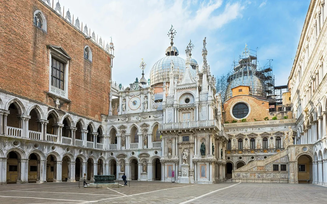 Doge’s Palace Tickets & 11-Museum Pass Image 1