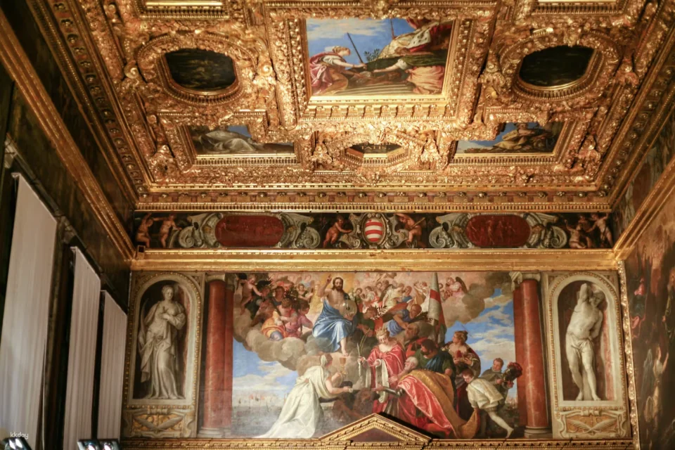 Doge's Palace: Fast Track Ticket | Italy