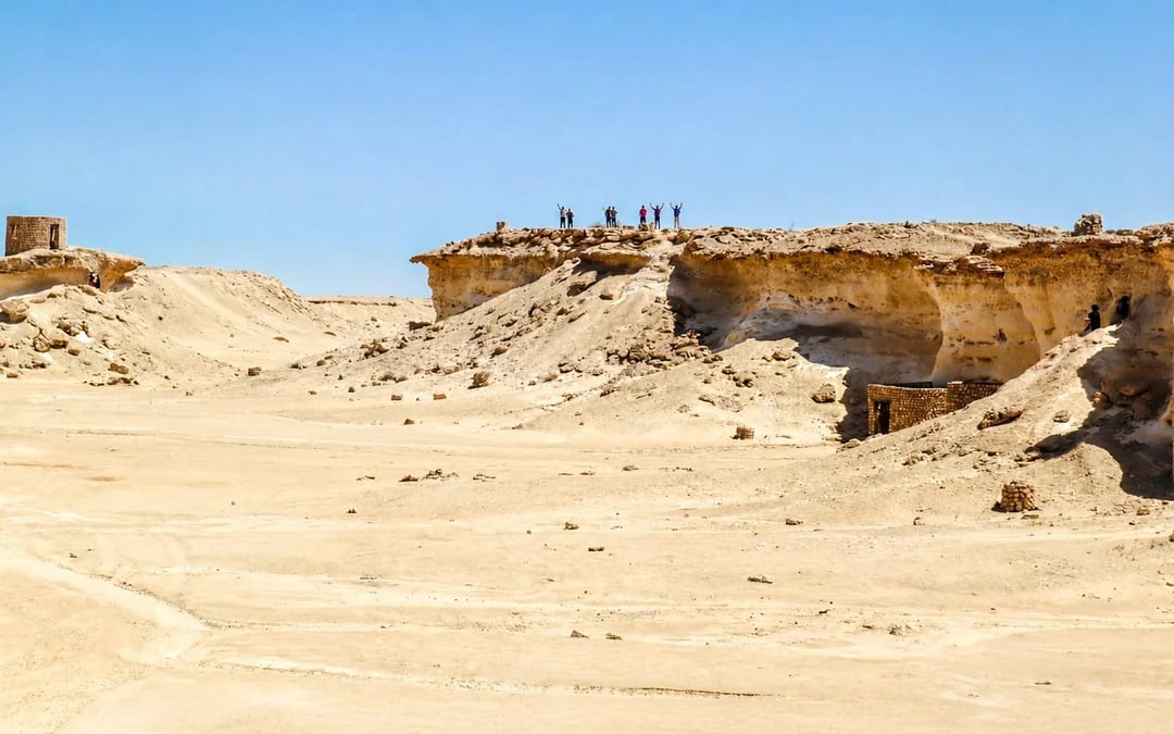 Doha Private West Qatar Tour: Zekreet, Richard Serra East-West/West-East and Mushroom Rocks Image 4