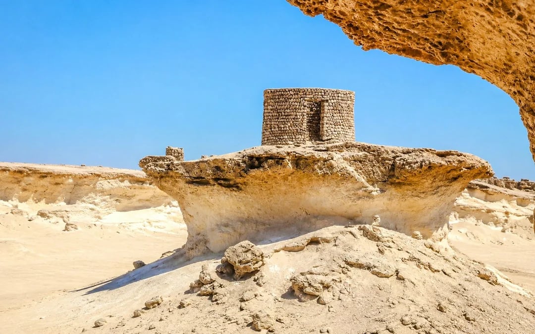 Doha Private West Qatar Tour: Zekreet, Richard Serra East-West/West-East and Mushroom Rocks Image 7