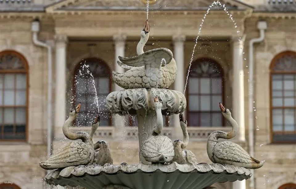 Dolmabahce Palace plus Harem skip-the-line ticket and audio guide