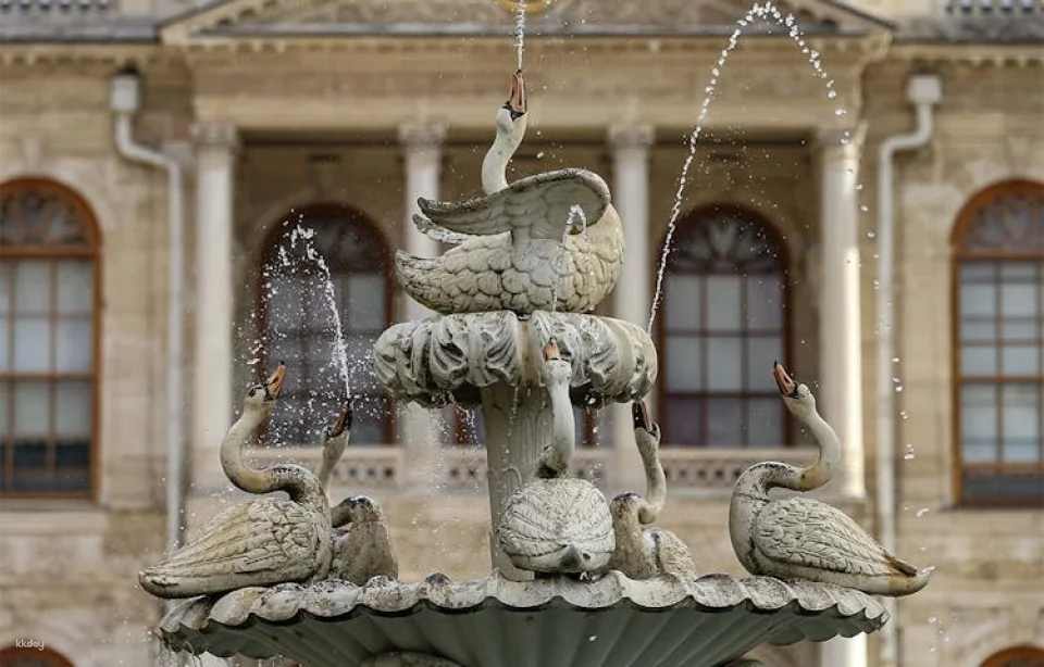 Dolmabahce Palace plus Harem skip-the-line ticket and audio guide