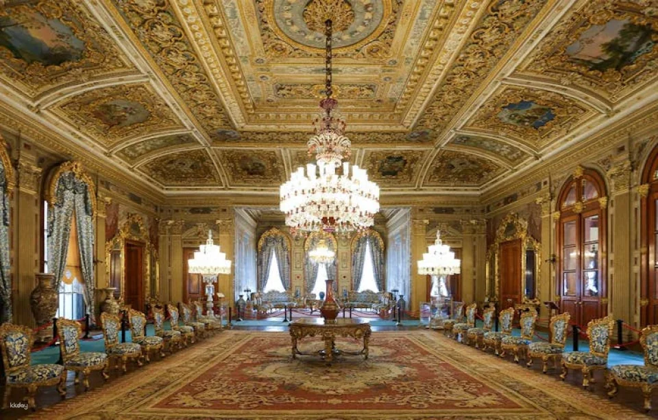 Dolmabahce Palace plus Harem skip-the-line ticket and audio guide