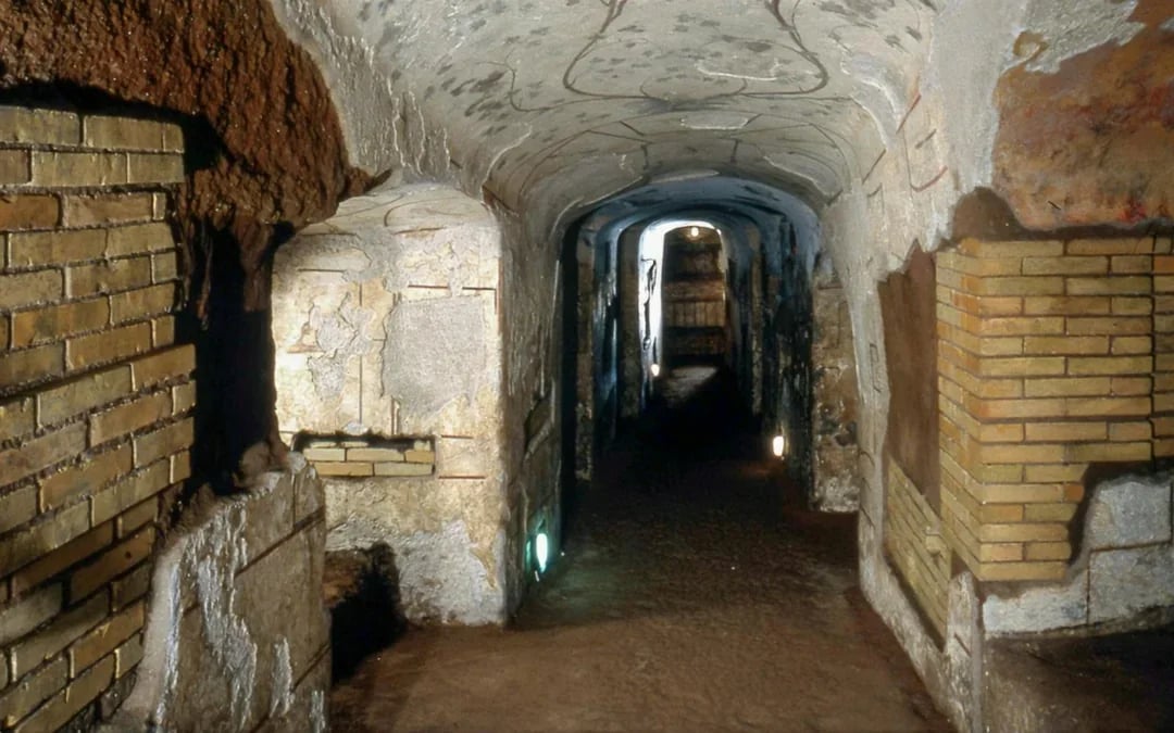 Domitilla & Catacombs Guided Tours with Transfers Image 7