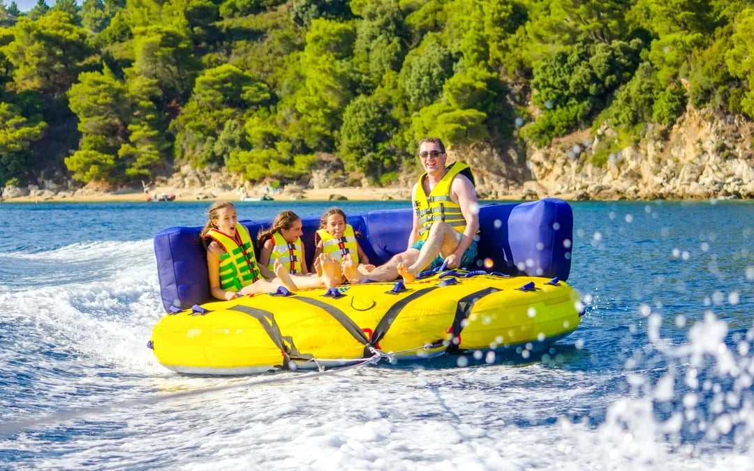 Donut Boat Ride Experience Image 5