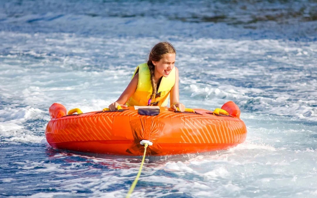 Donut Boat Ride Experience Image 6