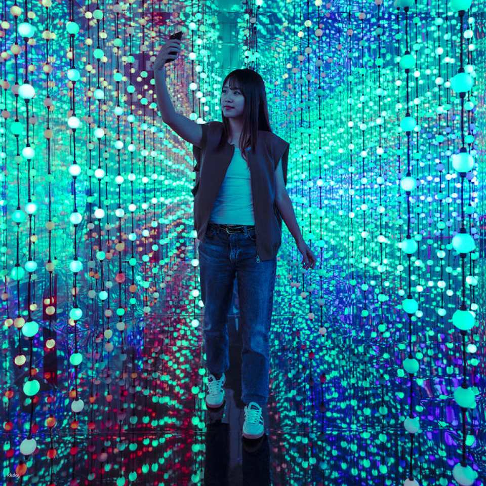 Dopamine Land: A multisensory experience in Singapore