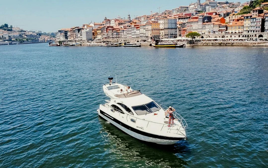 Douro River Luxury Yacht Cruise with Port Tasting and Chocolates Image 6