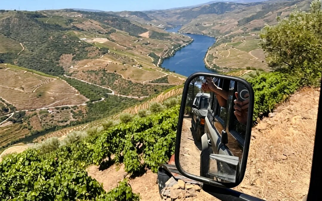 Douro Valley Off-Road 4x4 Wine Tour with Tastings and Lunch or Picnic Image 7