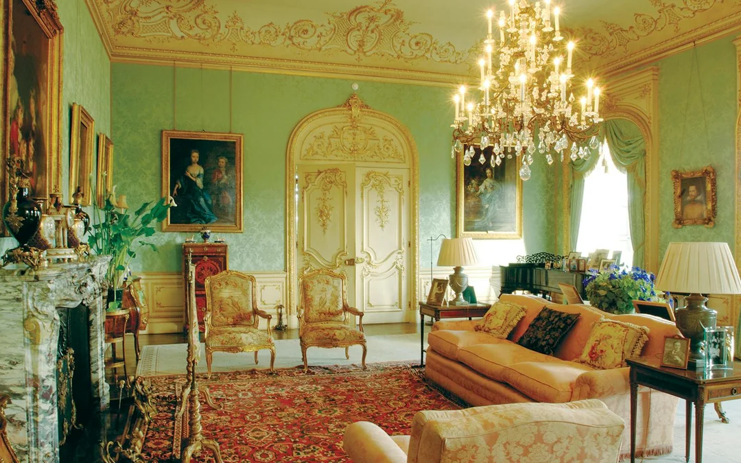 Downton Abbey: Guided Day Tour of Highclere Castle, Oxford & Bampton from London Image 2