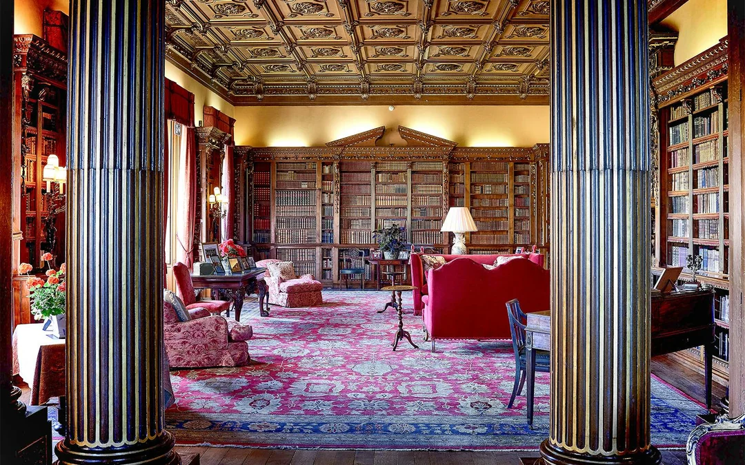 Downton Abbey: Guided Day Tour of Highclere Castle, Oxford & Bampton from London Image 3