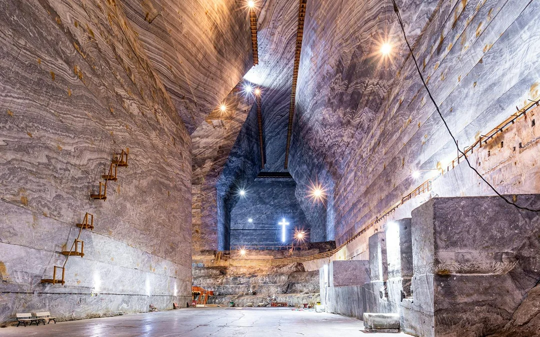Dracula’s Tomb at Snagov Monastery & Slanic Salt Mine Day Tour from Bucharest Image 5