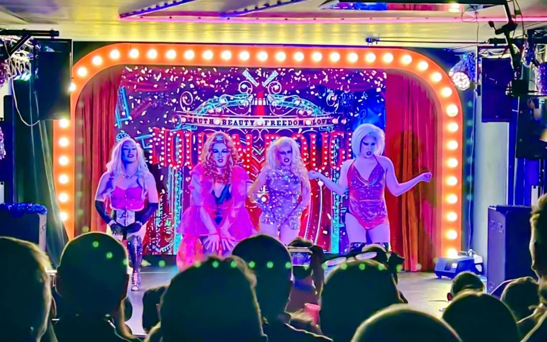 Drag Queen Hungary All Stars Show at Voros Neon Image 5