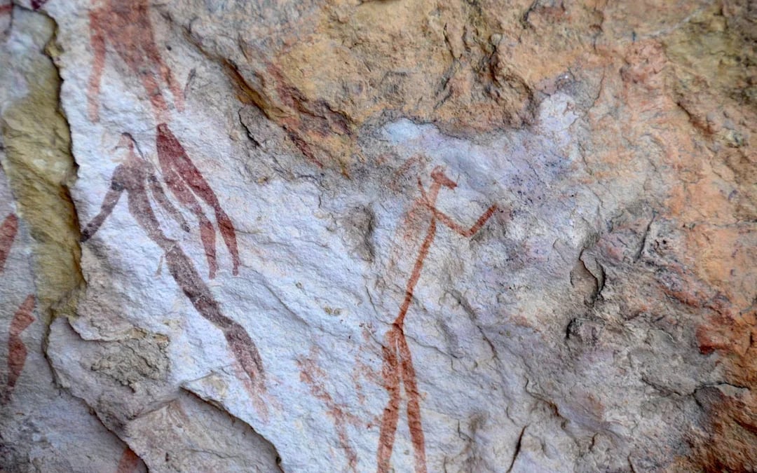 Drakensberg San Cave Art and Nelson Mandela Capture Site Guided Day Tour from Durban Image 2