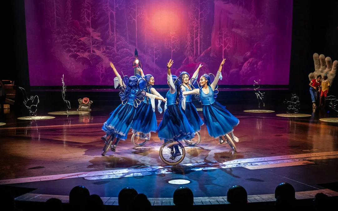 Drawn to Life by Cirque du Soleil & Disney Image 5