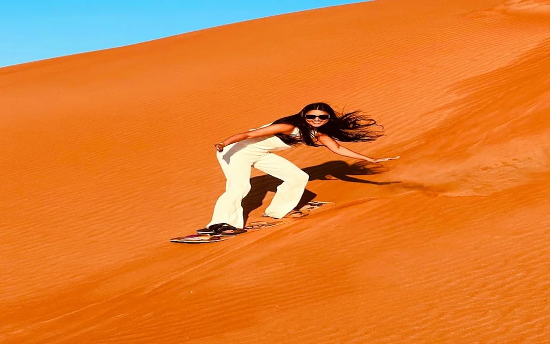 Dubai Desert Safari with Dune Bashing, BBQ Dinner and Live Shows Image 5