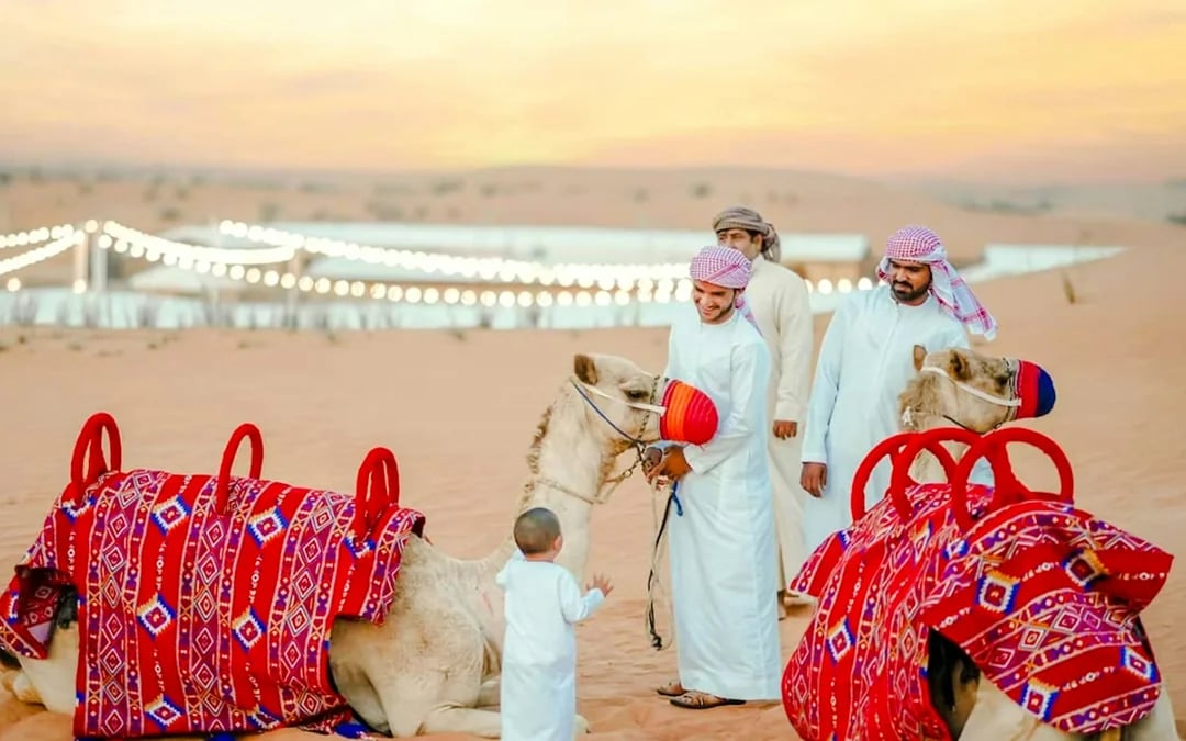 Dubai Evening Desert Safari with 4x4 Dune Bashing, BBQ Dinner, Live Shows & Hotel Transfers Image 4