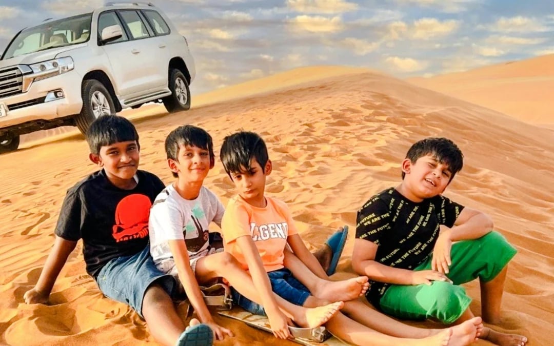 Dubai Evening Desert Safari with 4x4 Dune Bashing, BBQ Dinner, Live Shows & Hotel Transfers Image 7