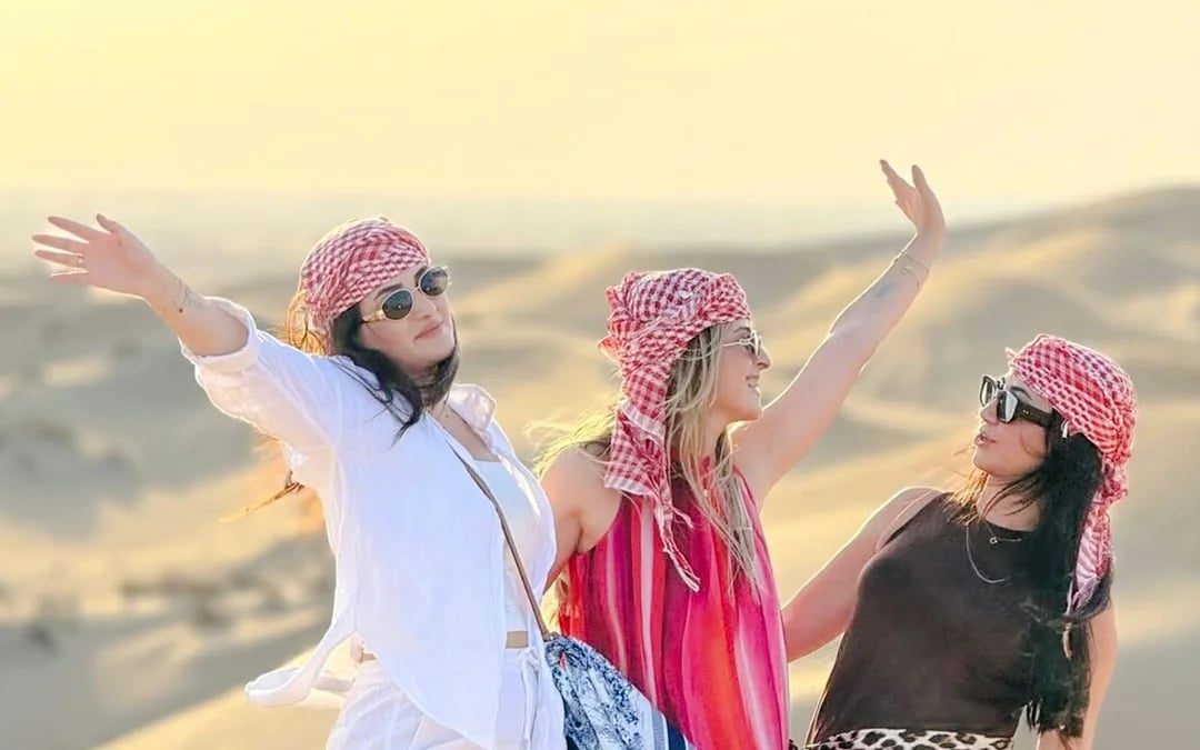 Dubai Evening Desert Safari with 4x4 Dune Bashing, BBQ Dinner, Live Shows & Hotel Transfers Image 8