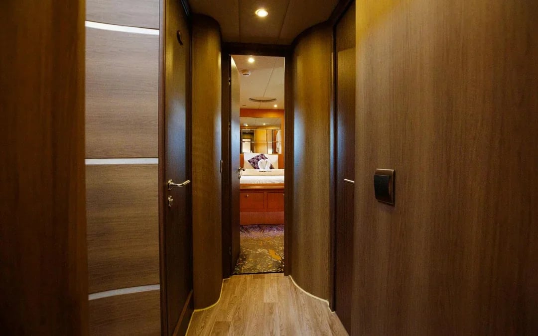Dubai Harbour Private Luxury Yacht Rental Image 10