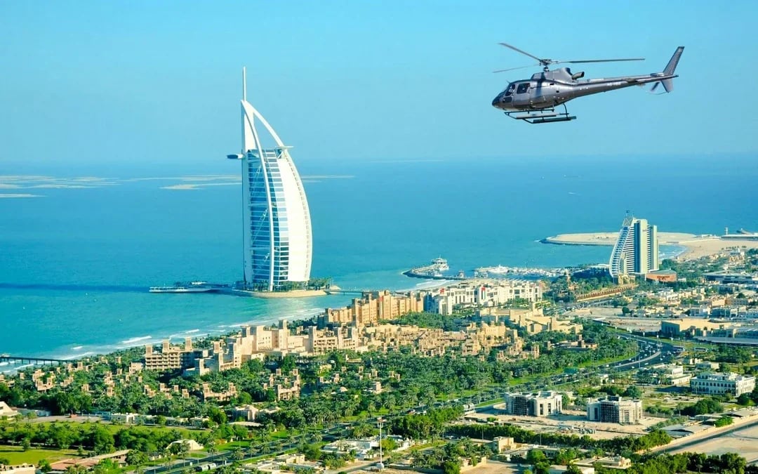 Dubai Helicopter Tour From Dubai Police Academy (12/17/22/30 Minutes) Image 1