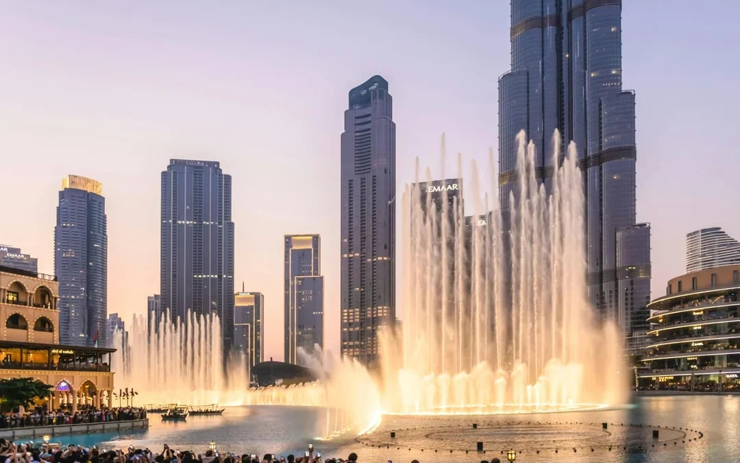 Dubai Night City Tour with Burj Al Arab Photo Stop and Dubai Fountain Show Image 6