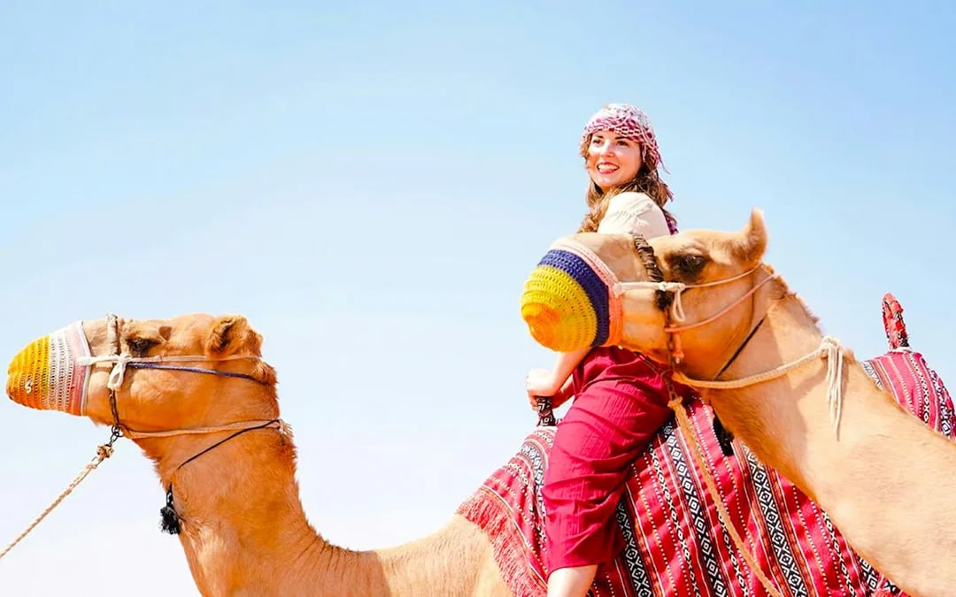 Dubai Red Dunes Desert Safari with BBQ Dinner Camel Ride and Live Shows Image 4
