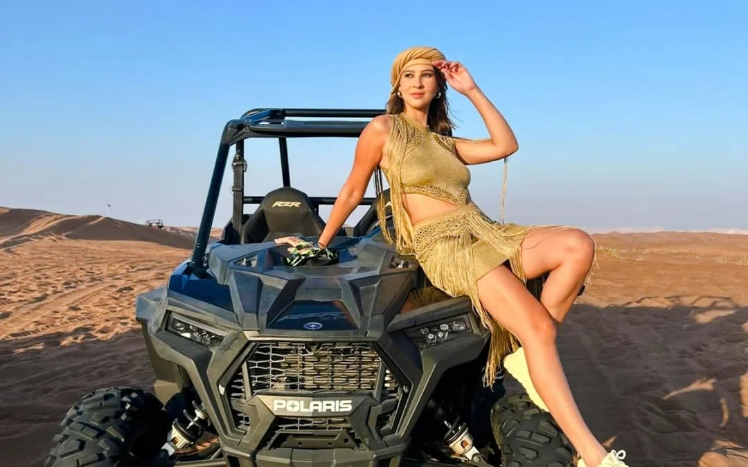 Dubai Red Dunes Evening Desert Safari with 4x4 Transfers, Dune Bashing & BBQ Dinner Image 4