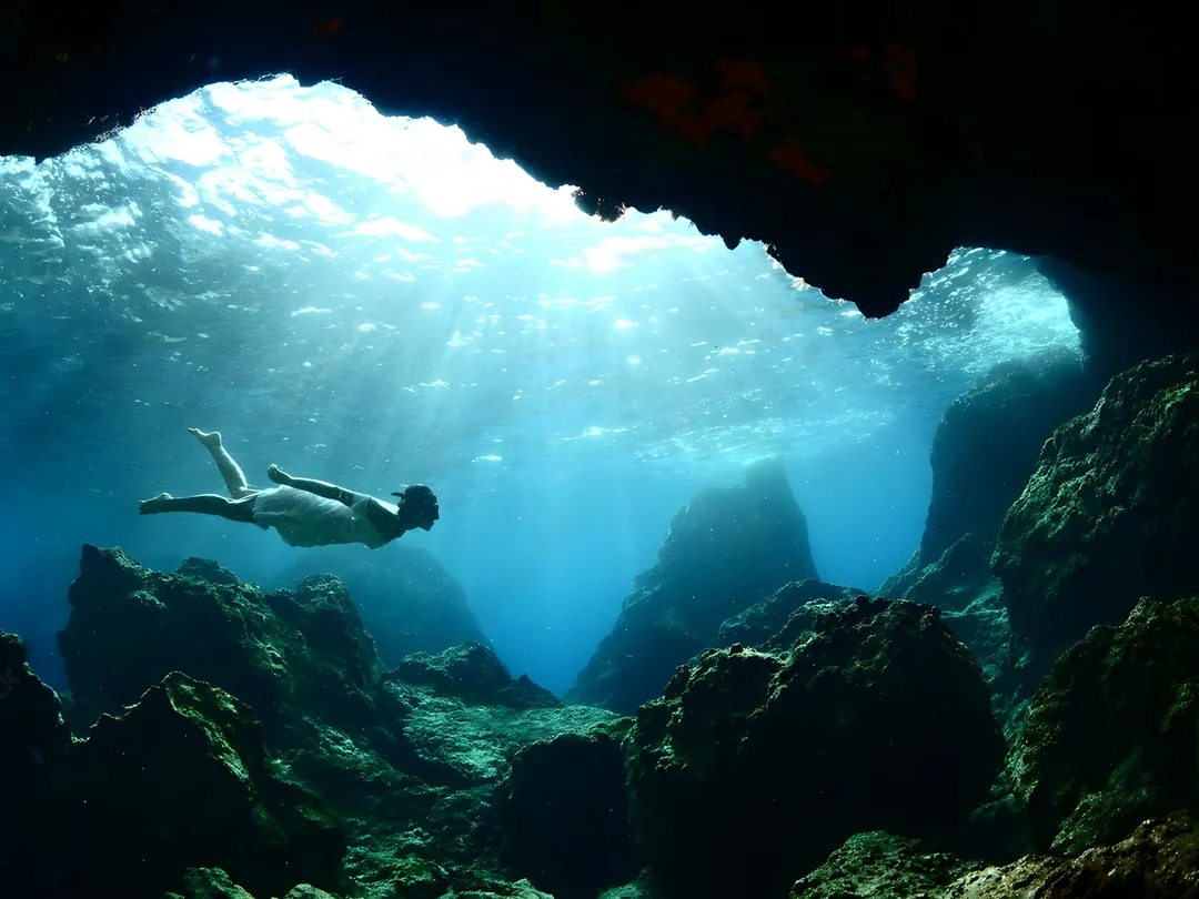 Dubrovnik: Blue Cave, Green Caves & Sunj Beach Cruise with Unlimited Drinks Image 1