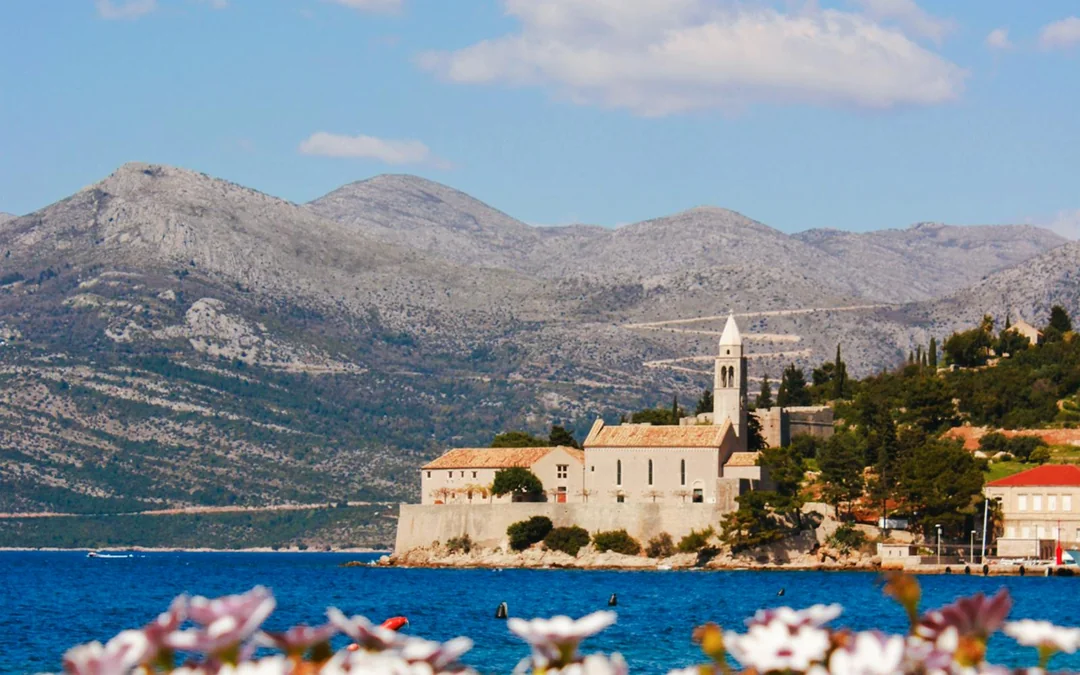 Dubrovnik: Blue Cave Swim Stop & Three Island Boat Tour with Drinks and Snacks Image 3