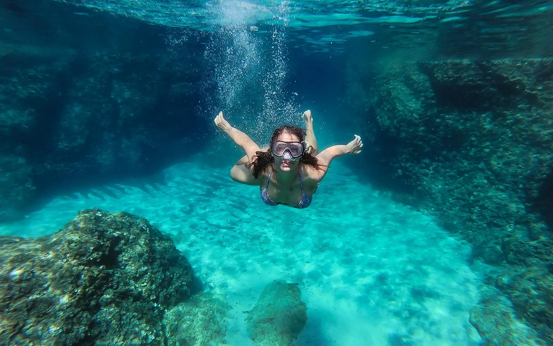 Dubrovnik: Private Boat Tour to Blue Cave & Elaphiti Islands with Unlimited Drinks Image 3