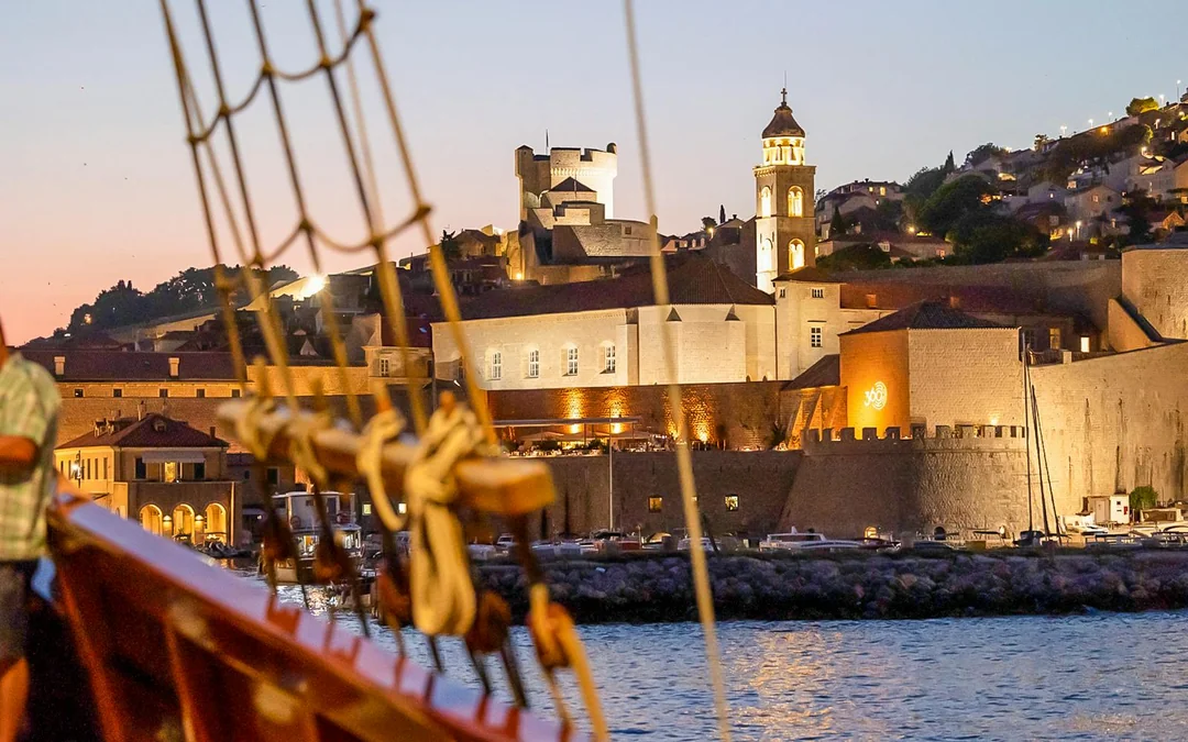 Dubrovnik: Sunset Cruise on Karaka Ship Image 4
