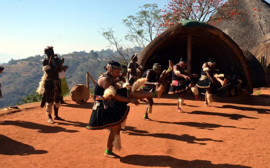 Durban Safari Day Tour: Natal Lion Park, Birds of Prey & Zulu Cultural Sites with Hotel Transfers Image 6