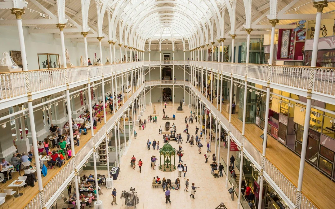 Edinburgh Castle & National Museum of Scotland Guided Tour Image 4