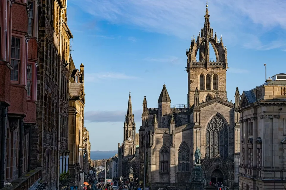 Edinburgh Castle | UK