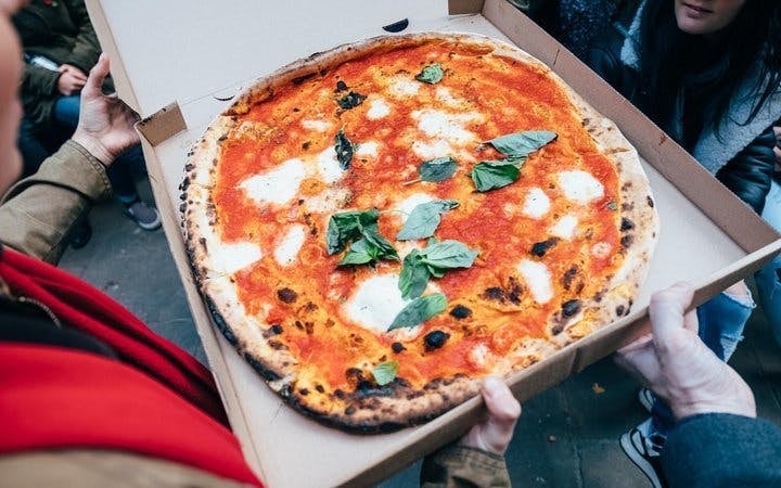 Edinburgh Cheese Crawl Guided Food Tour with Tastings and Cheese-Themed Quizzes Image 6