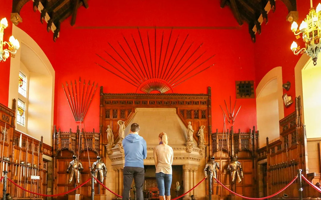 Edinburgh: Royal Attractions Tickets + 48-Hour Hop-On Hop-Off Bus Tour Image 4