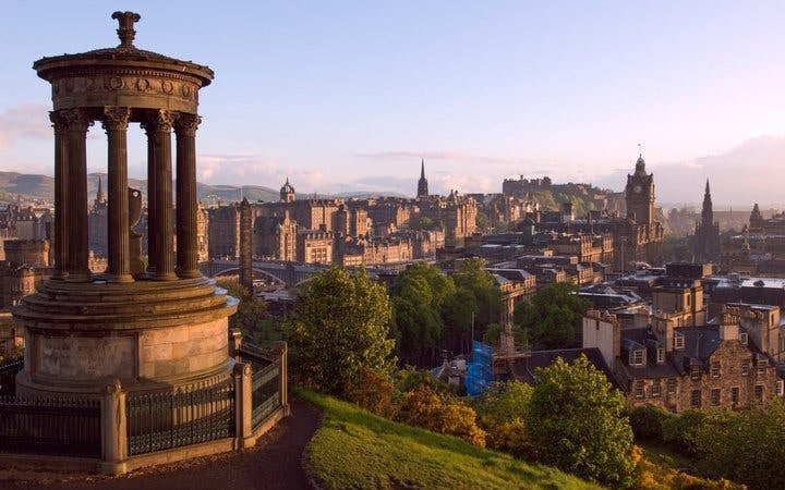Edinburgh Self-Guided Walking Tour on Mobile App Image 1