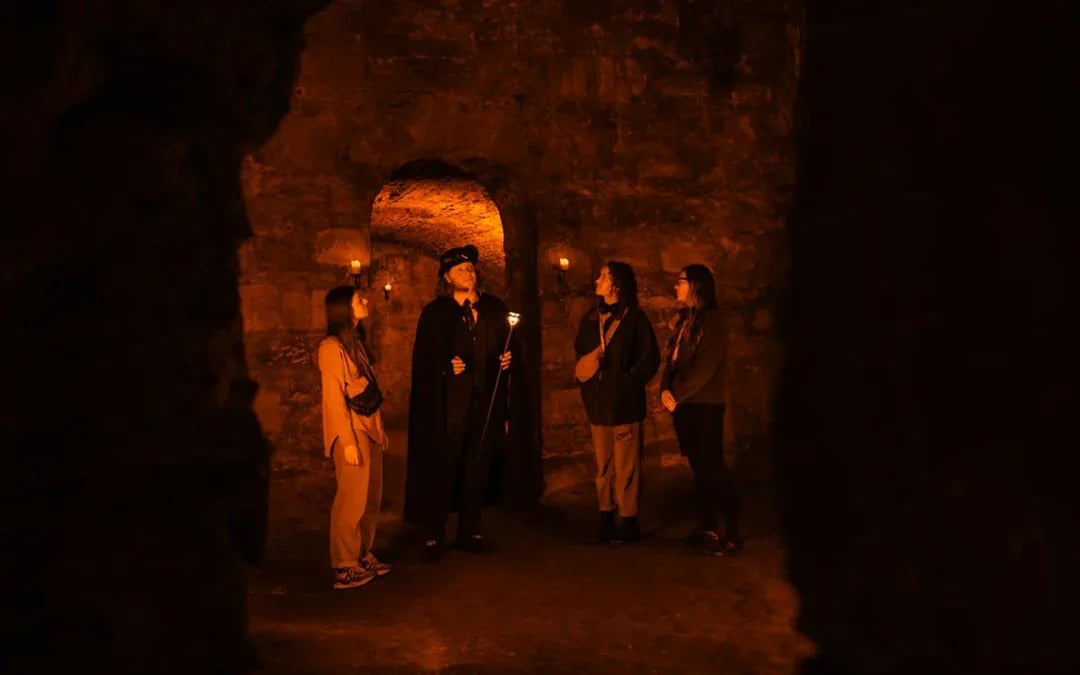 Edinburgh Underground Vaults & Graveyard Ghost Tour (18+ Only) Image 3