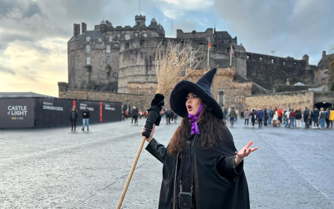 Edinburgh Witches & Haunted History Walking Tour Image 1