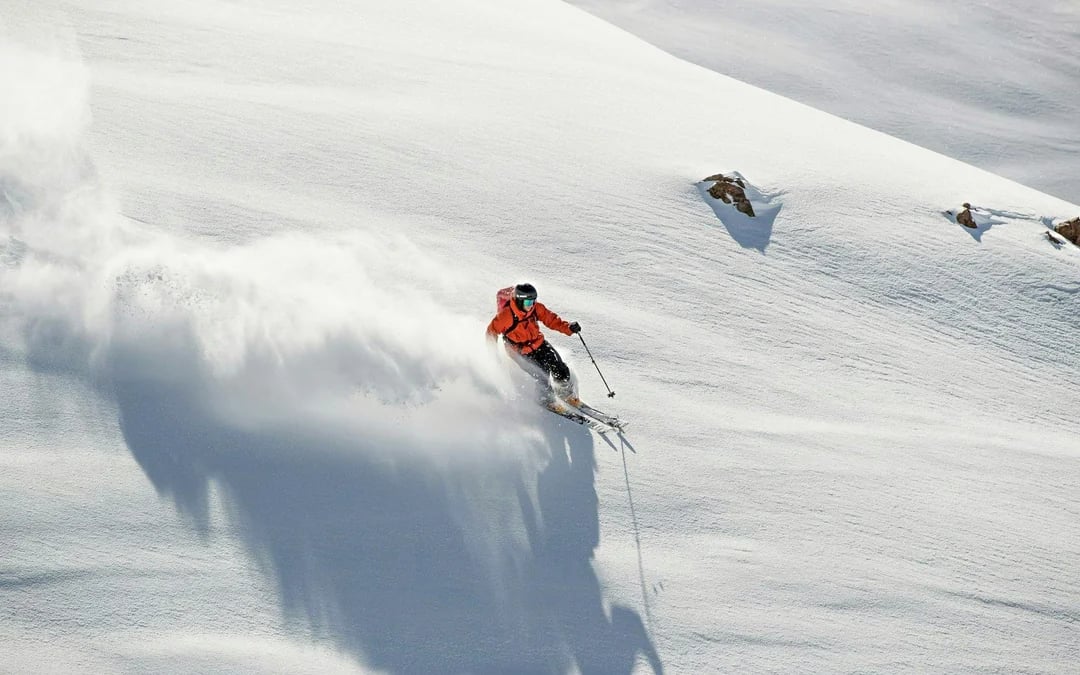 El Colorado Ski: Ticket, Lessons, Transport, Add-on Clothing Image 8