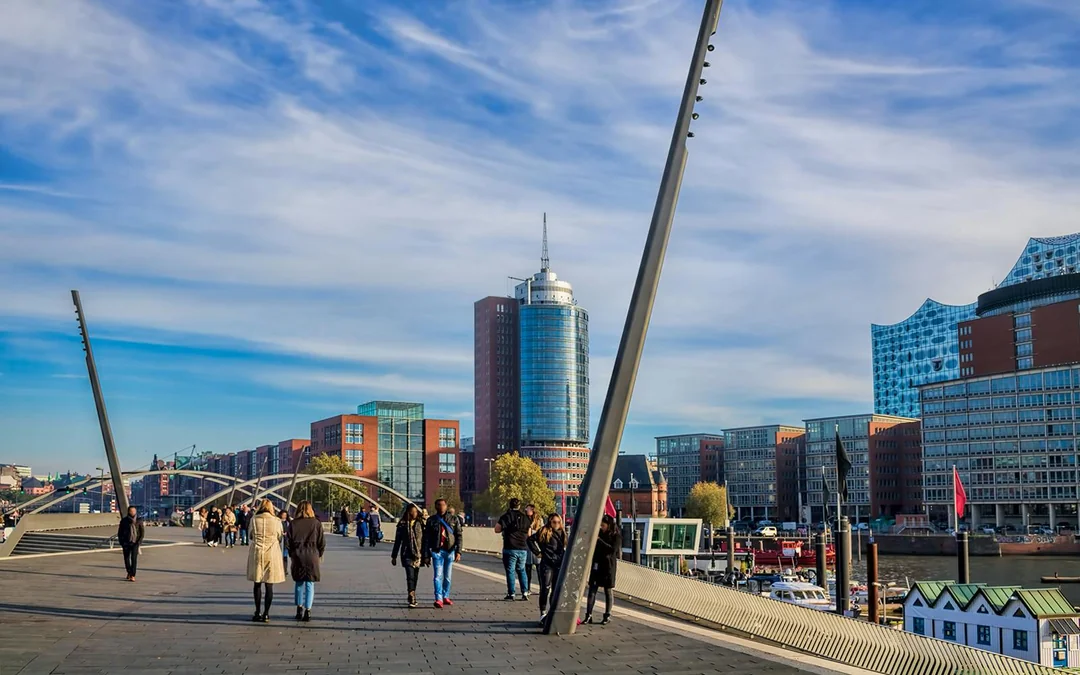 Elbphilharmonie Exterior Guided Walking Tour Image 8