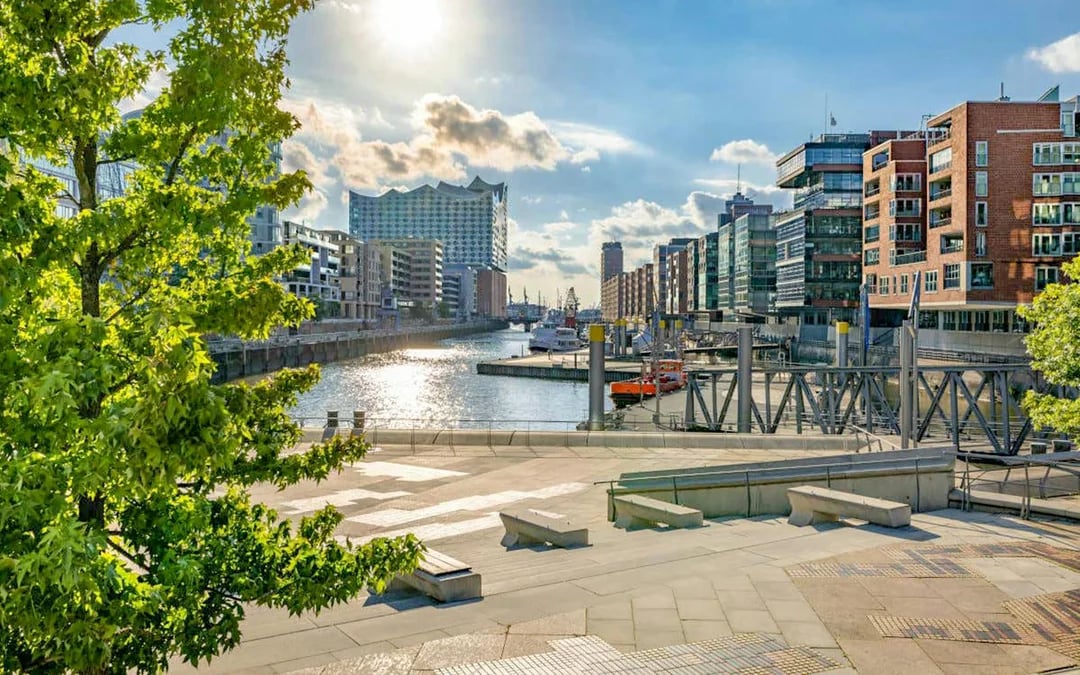 Elbphilharmonie, Speicherstadt & HafenCity German Guided Tour Image 7