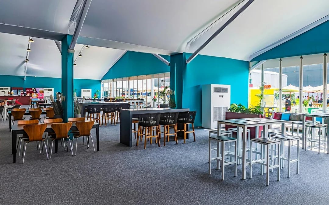 Emirates Dubai 7s: Sunroom Hospitality Passes Image 6