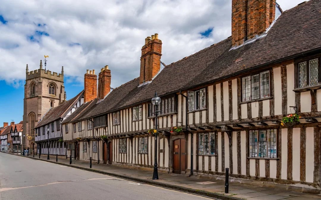 England In One Day: Stonehenge, Bath, Stratford and Cotswolds Tour Image 6