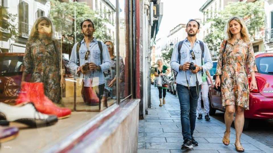 Enjoy a personalized half-day tour in Madrid with a local