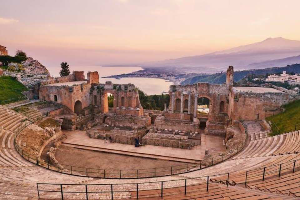 Entrance tickets to the Ancient Theater of Taormina with Audioguide