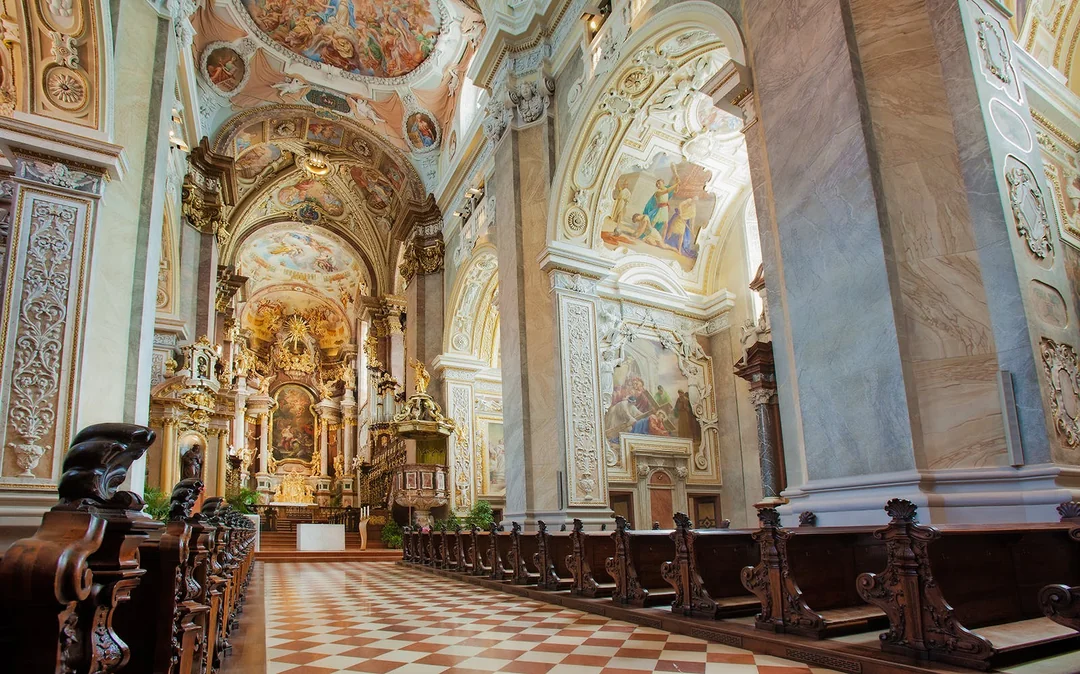 Entry to Klosterneuburg Monastery Image 3