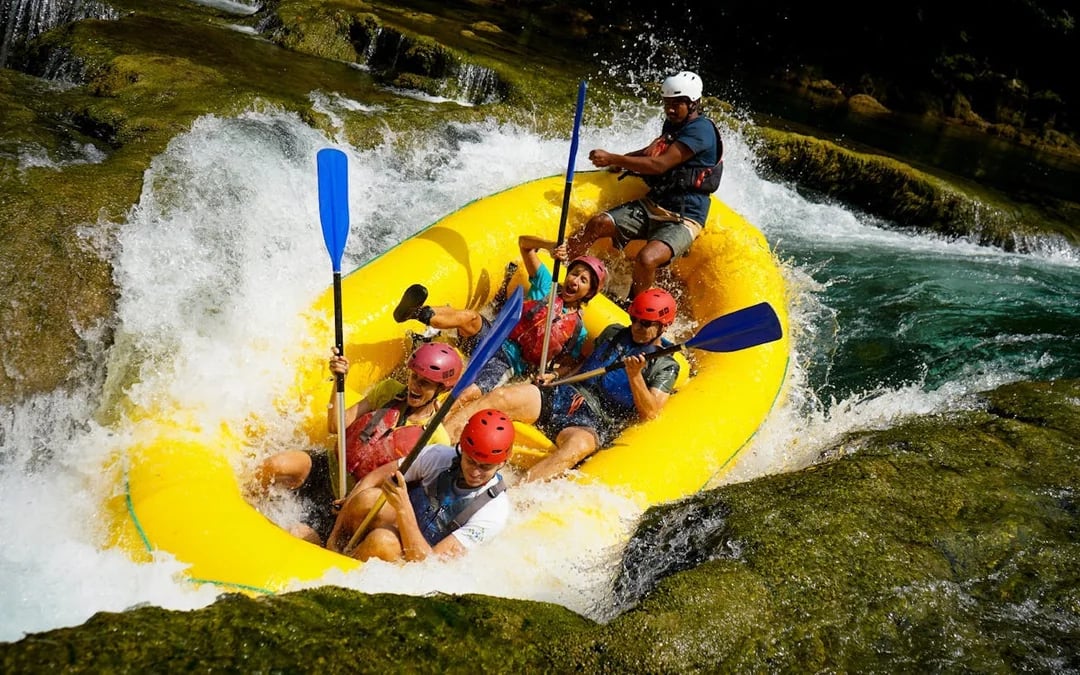 Epic Una whitewater rafting in Croatia Image 4